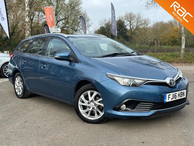 TOYOTA AURIS