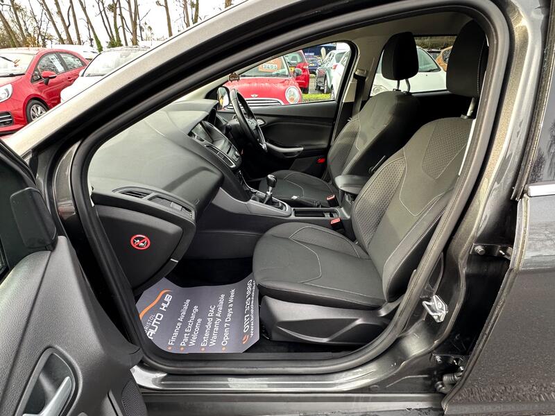 FORD FOCUS