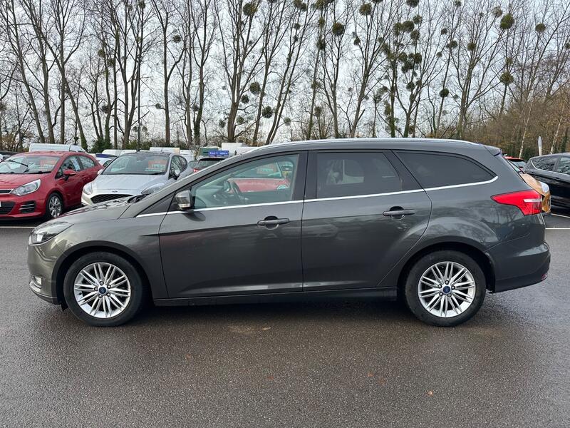 FORD FOCUS