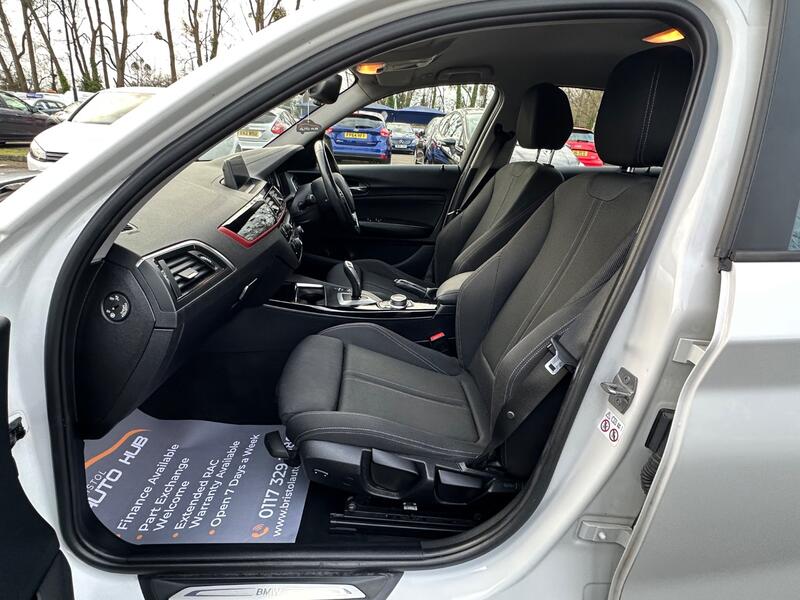 BMW 1 SERIES