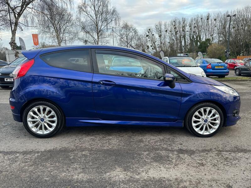 FORD FIESTA