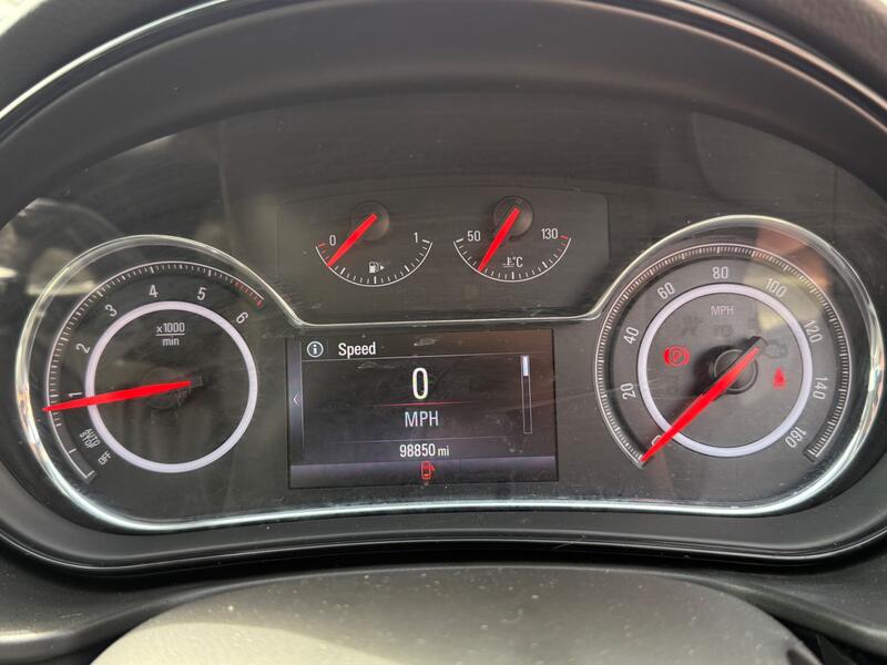 VAUXHALL INSIGNIA