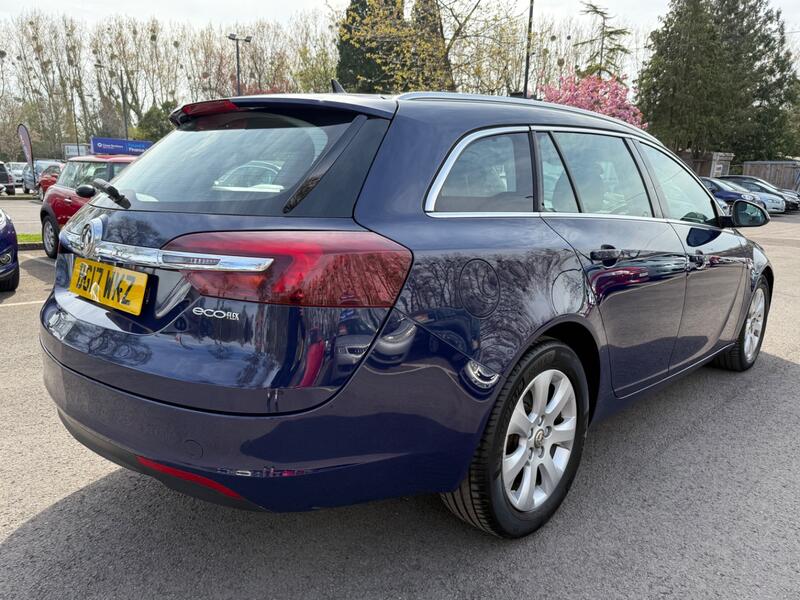 VAUXHALL INSIGNIA