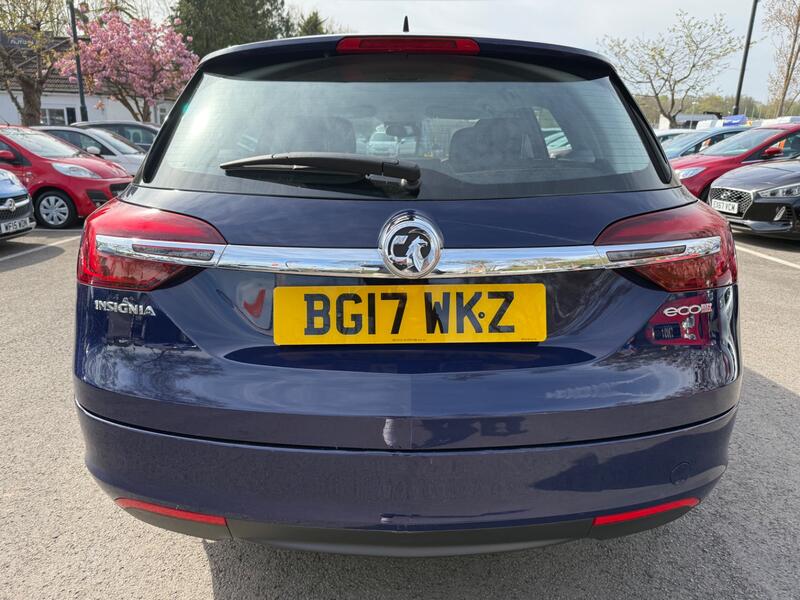 VAUXHALL INSIGNIA