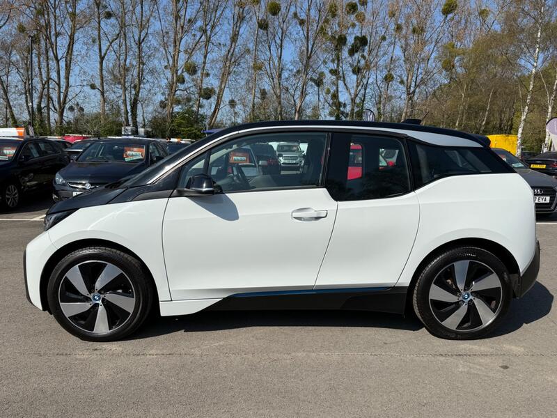 BMW I3