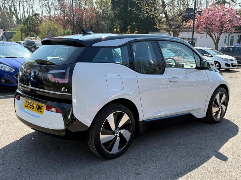 BMW I3