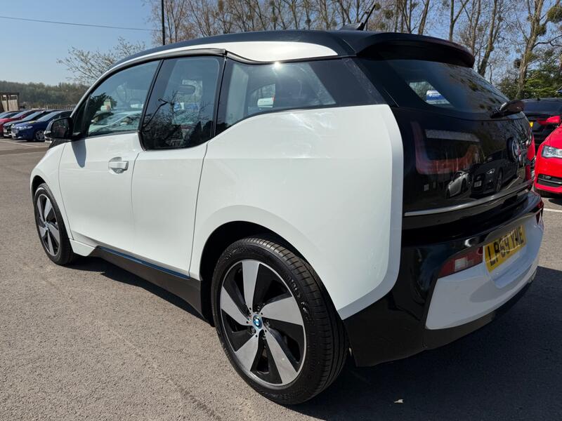 BMW I3