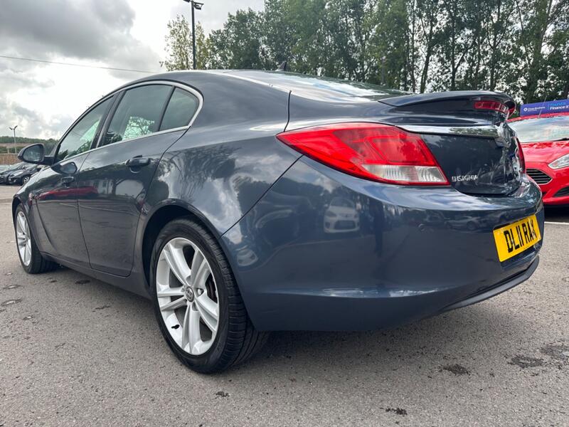 VAUXHALL INSIGNIA