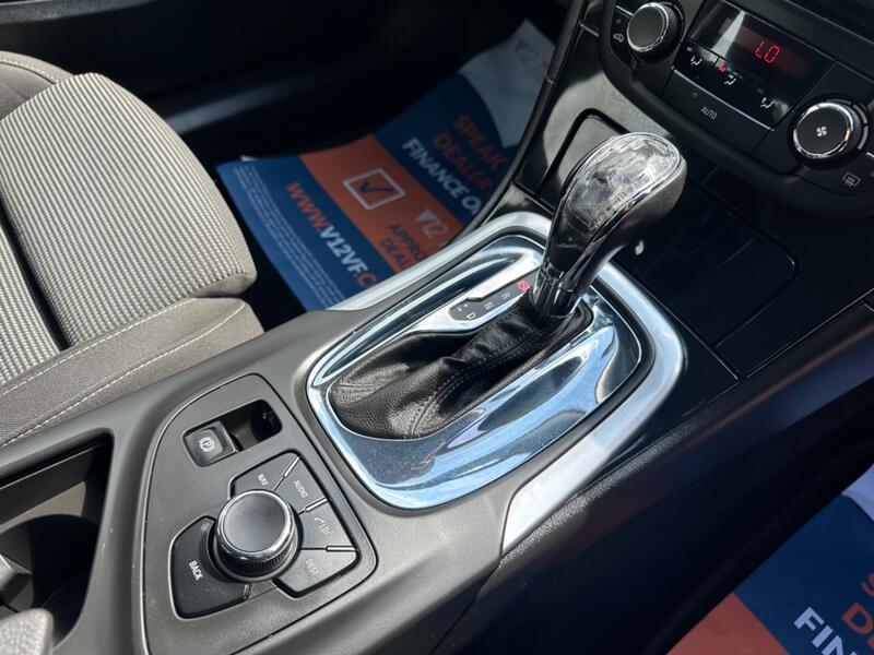 VAUXHALL INSIGNIA