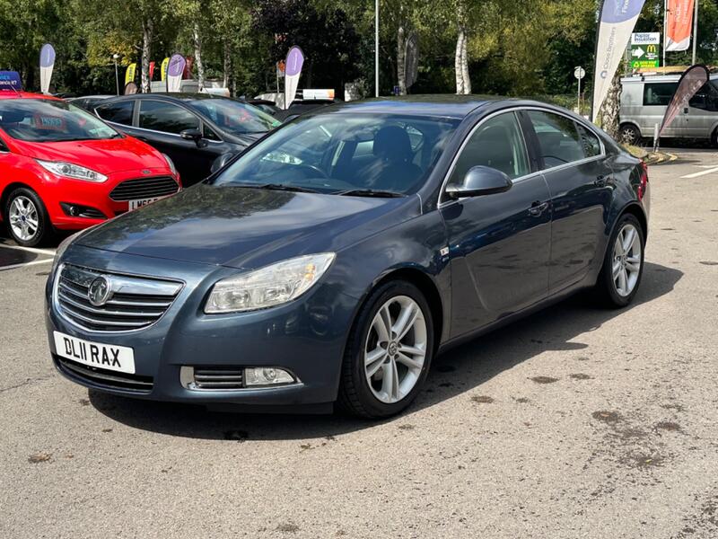 VAUXHALL INSIGNIA