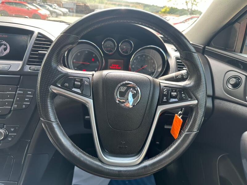 VAUXHALL INSIGNIA