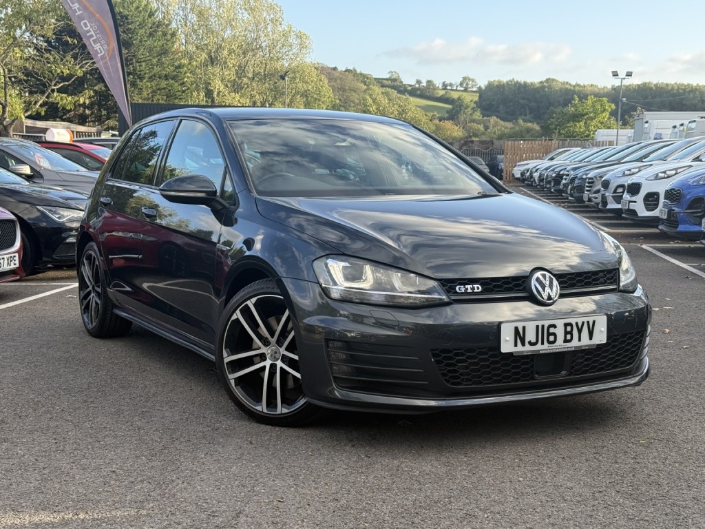2016 Volkswagen GOLF
